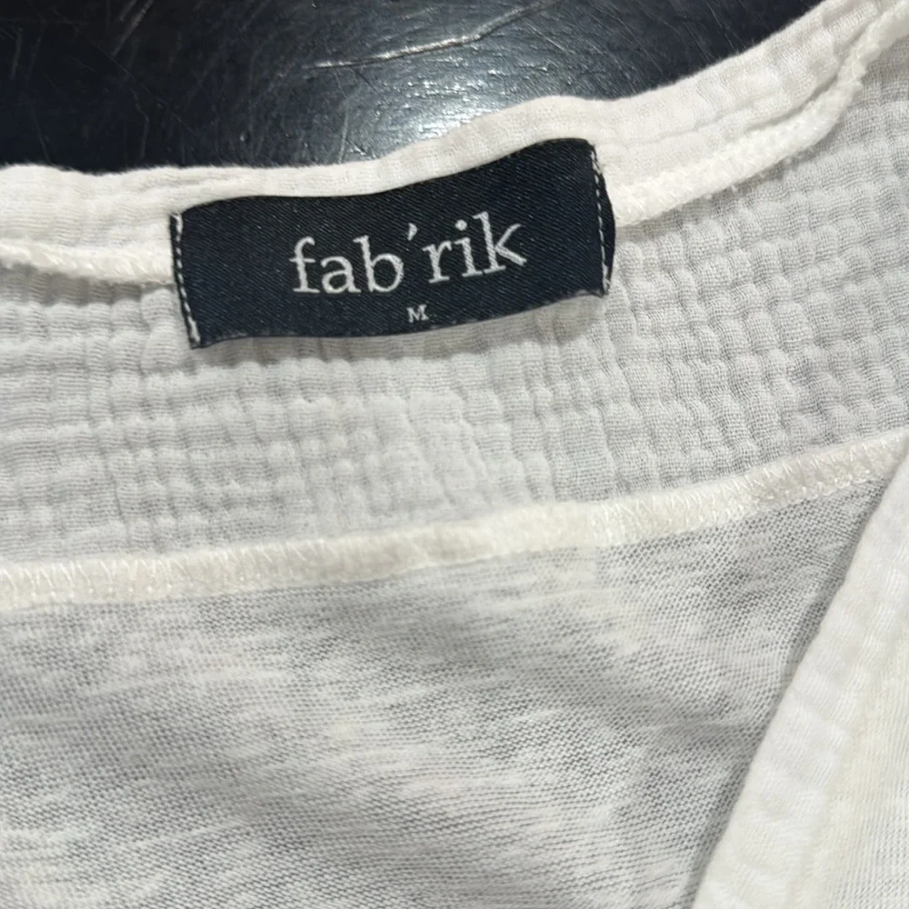 Fabrick VNeck Tee - Picture 2 of 5
